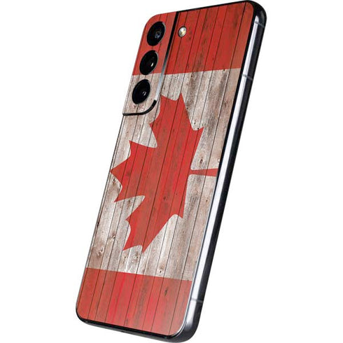 Canadian Flag Dark Wood Galaxy S22 Skin